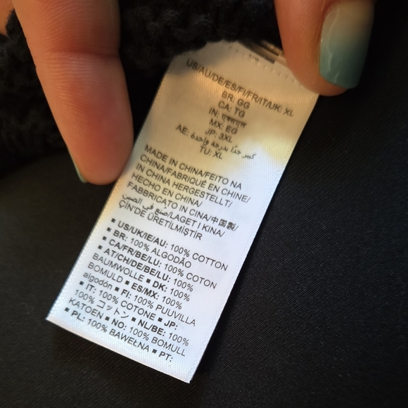 Black Cable Knit Sweater - Picture 3 of 4